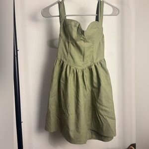 NWT Princess Polly Green Spring/Summer Dress